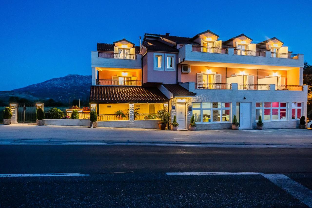 San Mihael Luxury Rooms 1 Dugopolje Exterior photo